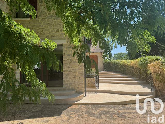Maison avec jardin et terrasse