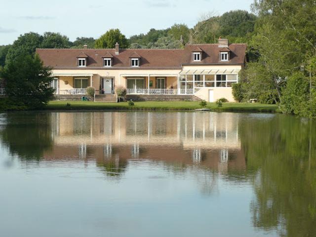 Maison avec jardin et terrasse