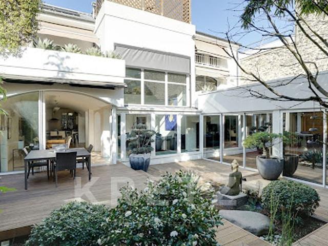 Maison avec jardin et terrasse