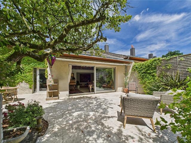 Maison avec jardin et terrasse