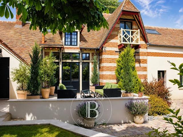 Maison avec jardin et terrasse