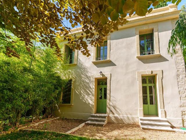 Maison avec jardin et terrasse