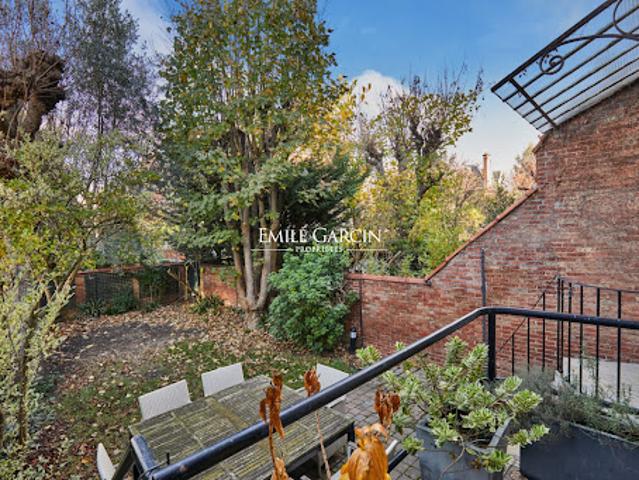 Maison avec jardin et terrasse