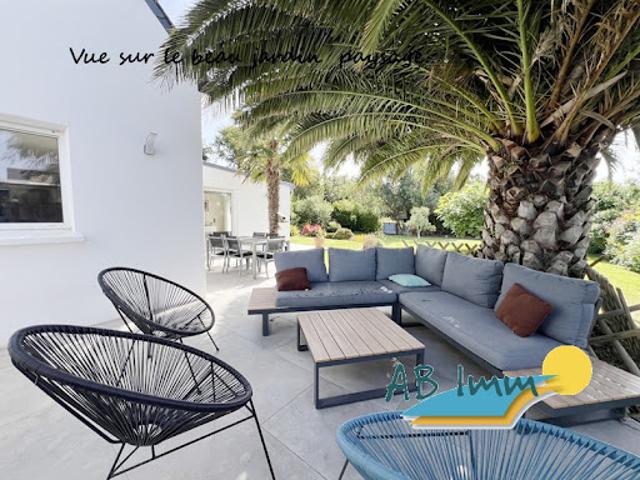 Maison avec jardin et terrasse