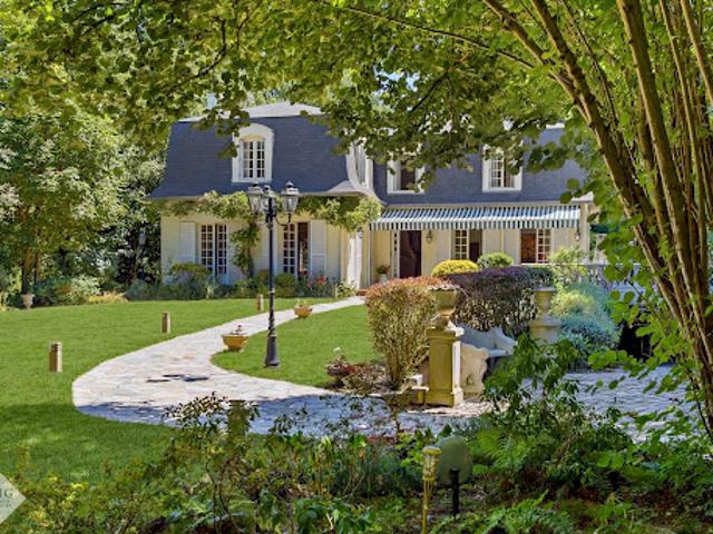Maison avec jardin et terrasse