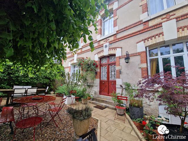 Maison avec jardin et terrasse