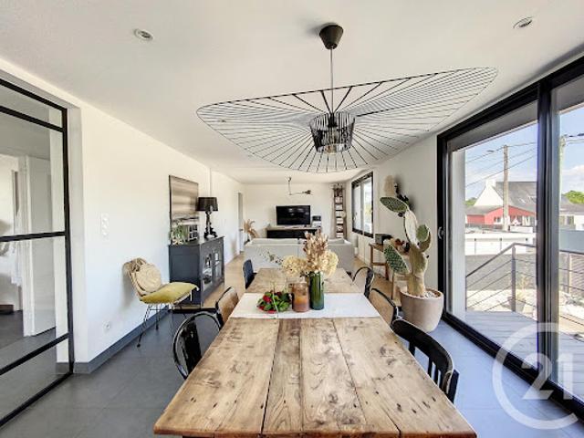Maison avec jardin et terrasse