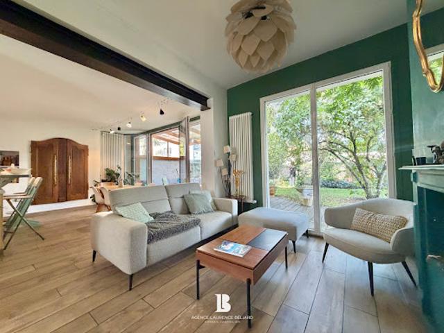 Maison avec jardin et terrasse