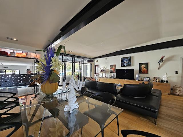 Maison avec jardin et terrasse