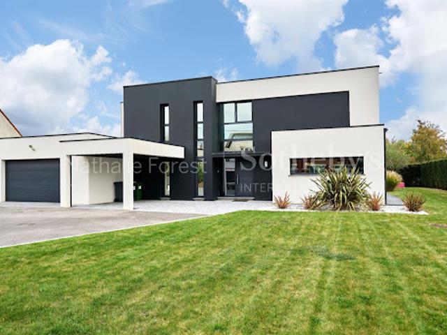 Maison avec jardin et terrasse