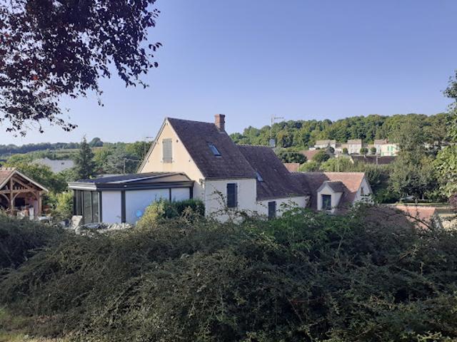 Maison avec jardin et terrasse