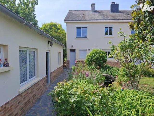 Maison avec jardin et terrasse