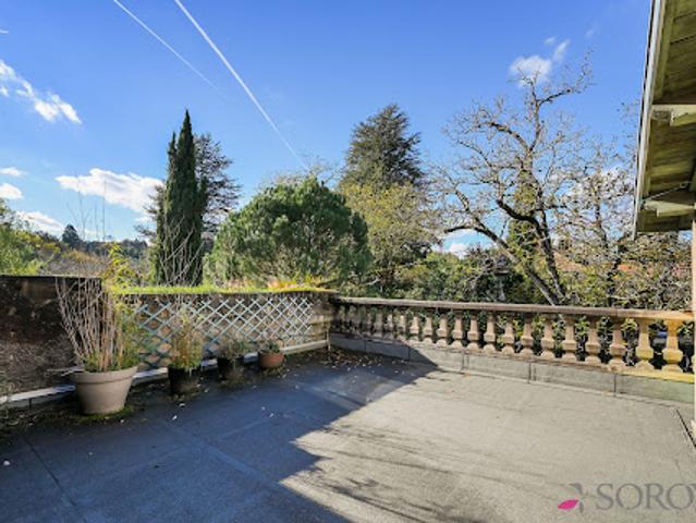 Maison avec jardin et terrasse