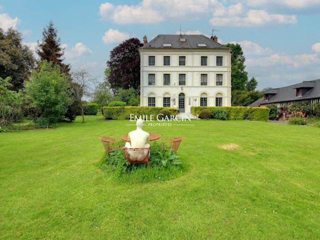 Maison avec jardin et terrasse
