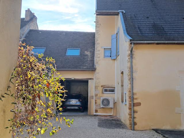 Maison avec jardin et terrasse