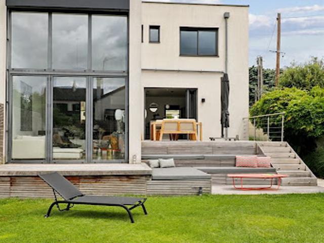 Maison avec jardin et terrasse
