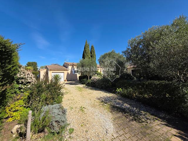 Maison avec jardin et terrasse