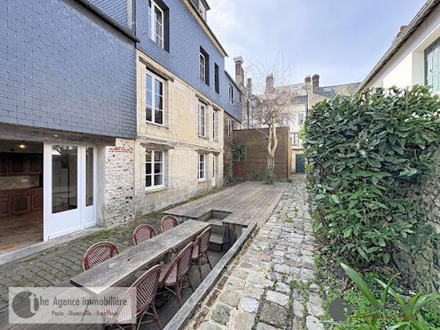 Maison avec jardin et terrasse