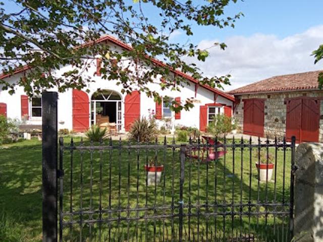Maison avec jardin et terrasse