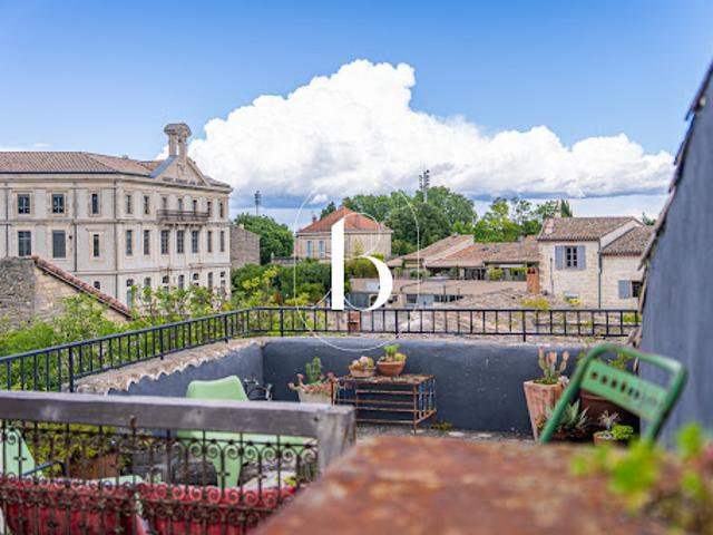 Maison avec jardin et terrasse