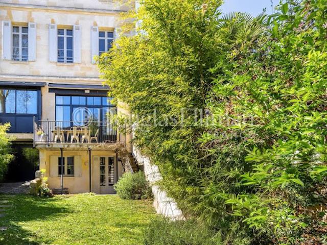 Maison avec jardin et terrasse