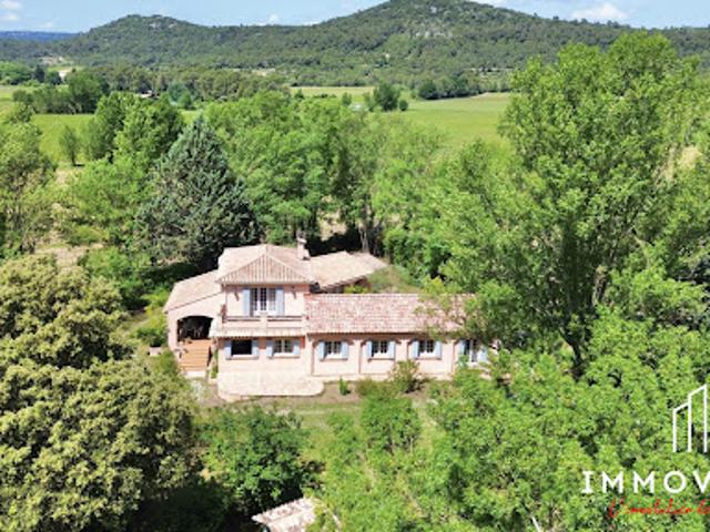 Maison avec jardin et terrasse