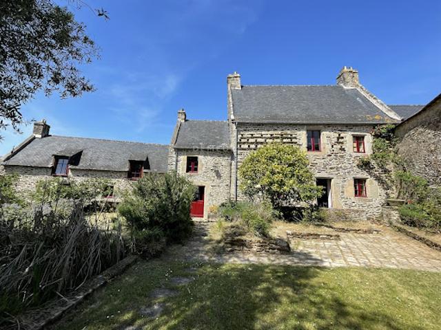 Maison avec jardin et terrasse