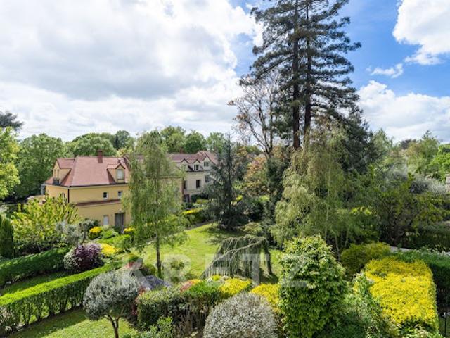 Maison avec jardin et terrasse