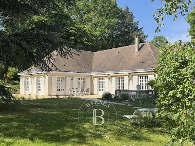 Maison avec jardin et terrasse