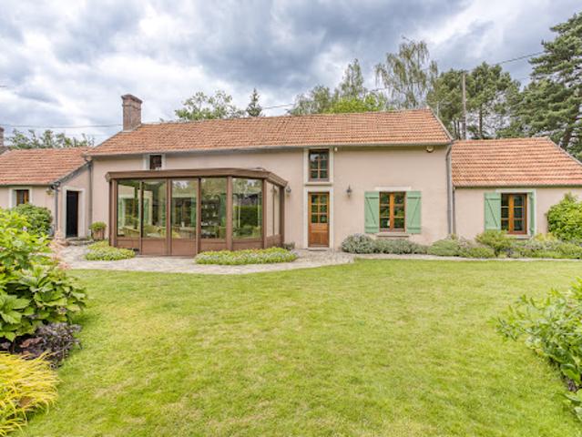 Maison avec jardin et terrasse