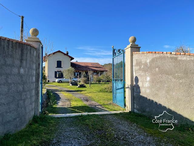 Maison avec terrasse
