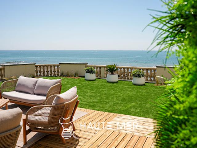 Maison avec jardin et terrasse
