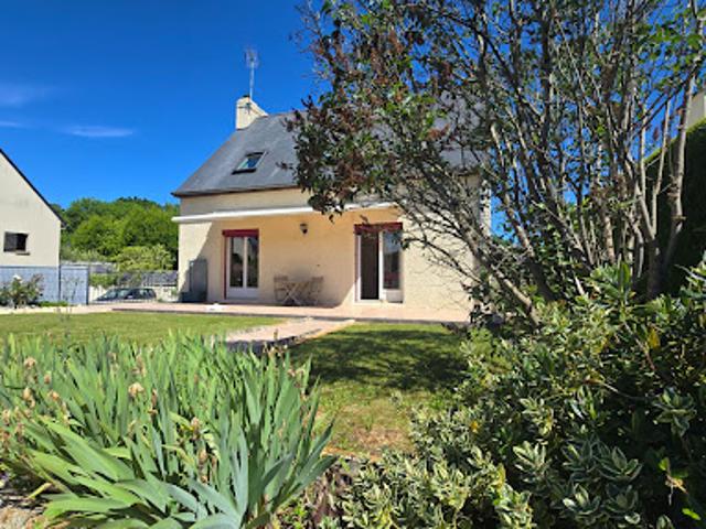 Maison avec jardin et terrasse