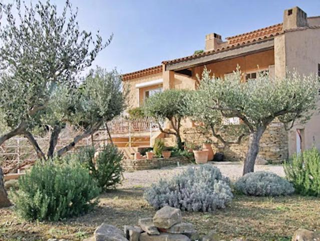 Maison avec jardin et terrasse