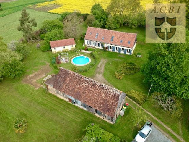 Maison avec jardin et terrasse