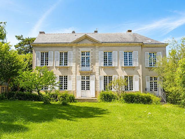 Maison avec jardin et terrasse