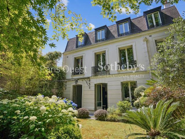 Maison avec jardin et terrasse