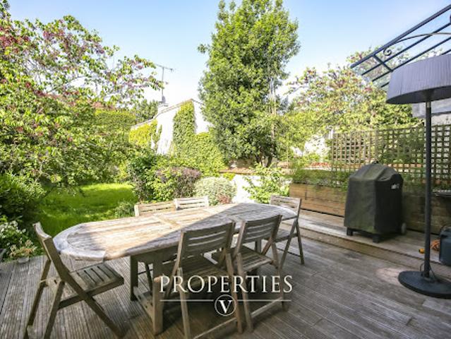 Maison avec jardin et terrasse