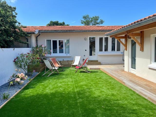 Maison avec jardin et terrasse
