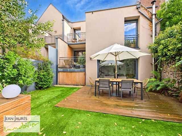 Maison avec jardin et terrasse