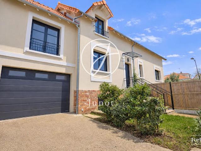 Maison avec jardin et terrasse
