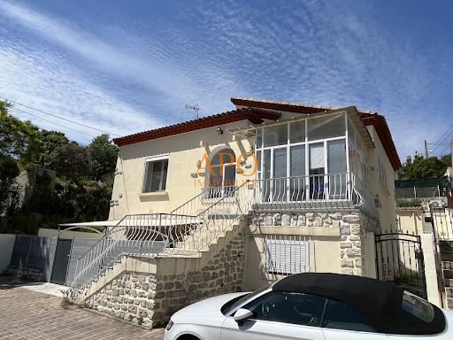 Maison avec jardin et terrasse