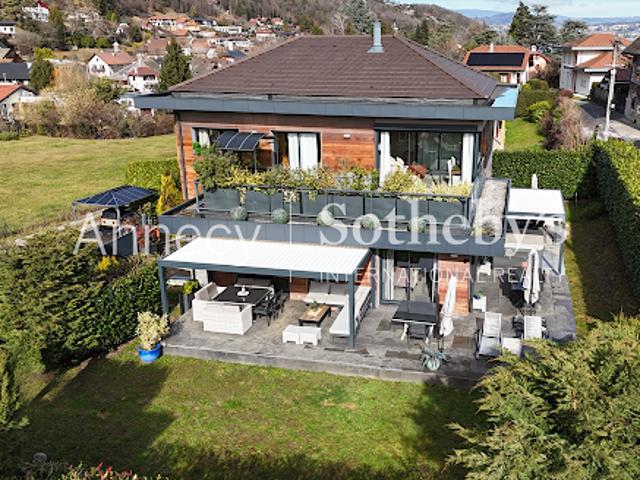 Maison avec jardin et terrasse