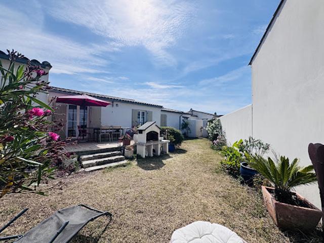 Maison avec jardin et terrasse