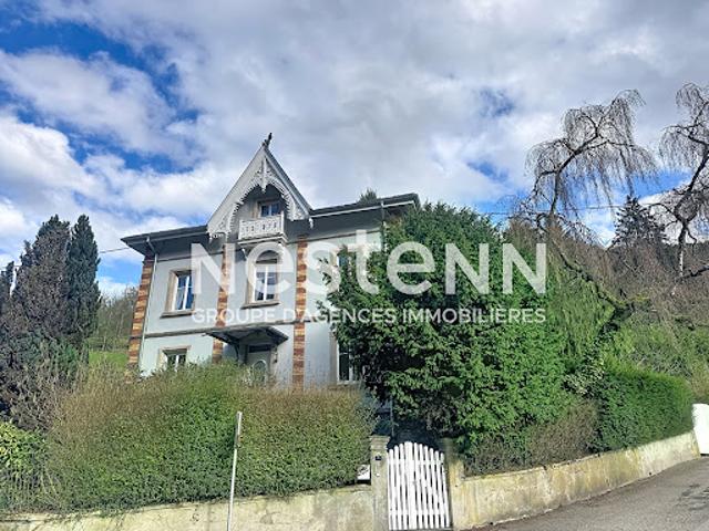 Maison avec jardin et terrasse