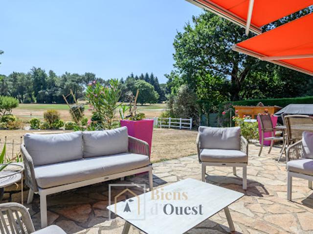 Maison avec jardin et terrasse