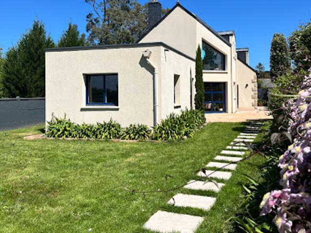 Maison avec jardin et terrasse