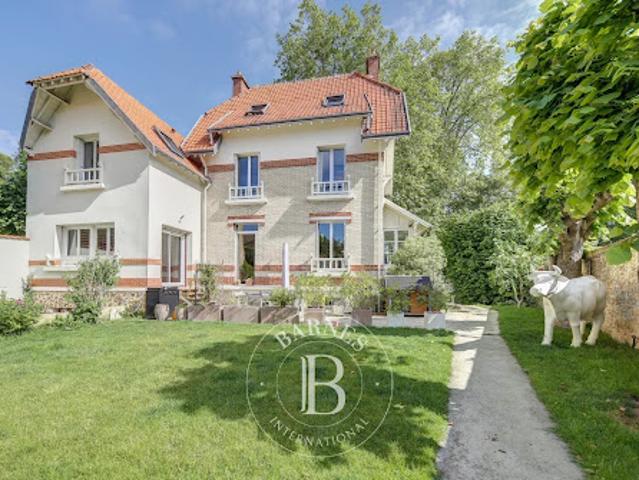 Maison avec jardin et terrasse