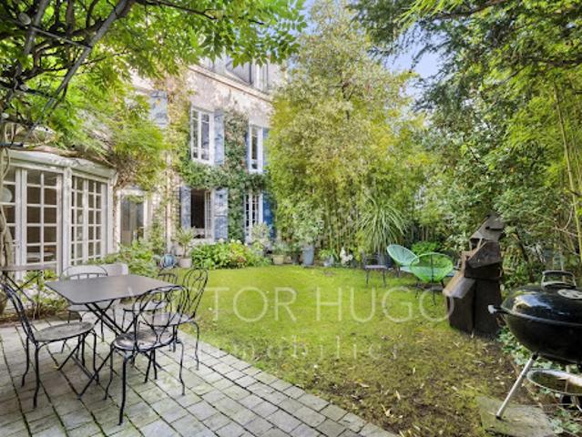 Maison avec jardin et terrasse