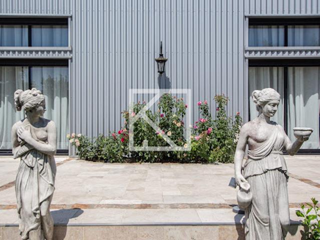 Maison avec jardin et terrasse